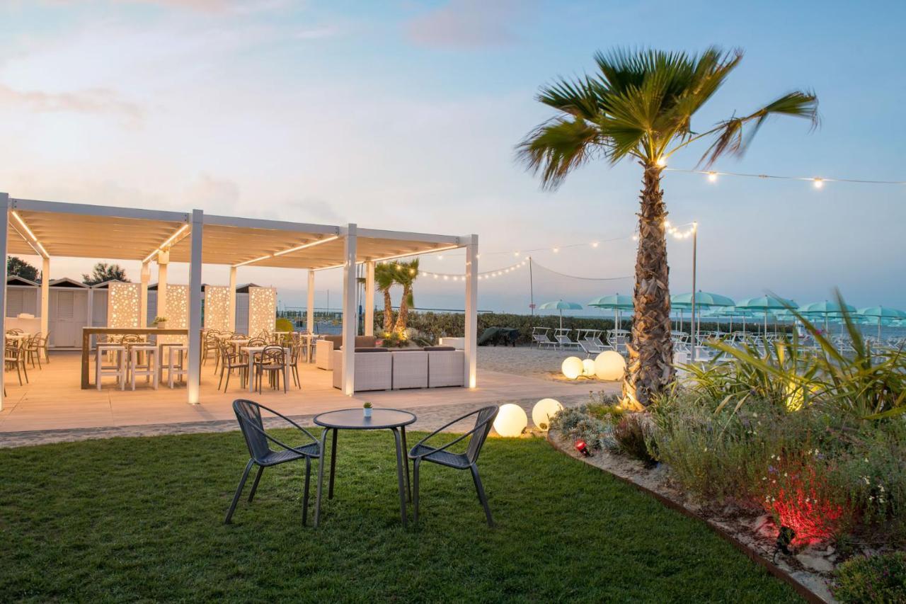בלריה-איגאה מרינה Blu Suite Resort מראה חיצוני תמונה
